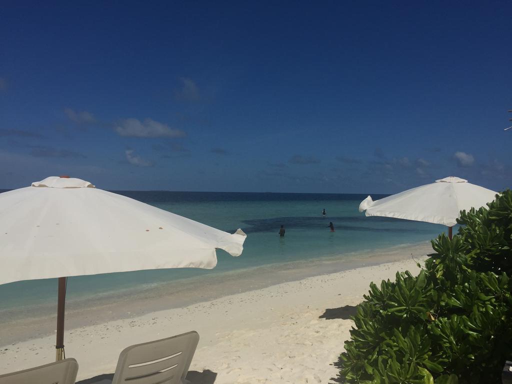 Manta Inn Bodufolhudhoo Exterior photo