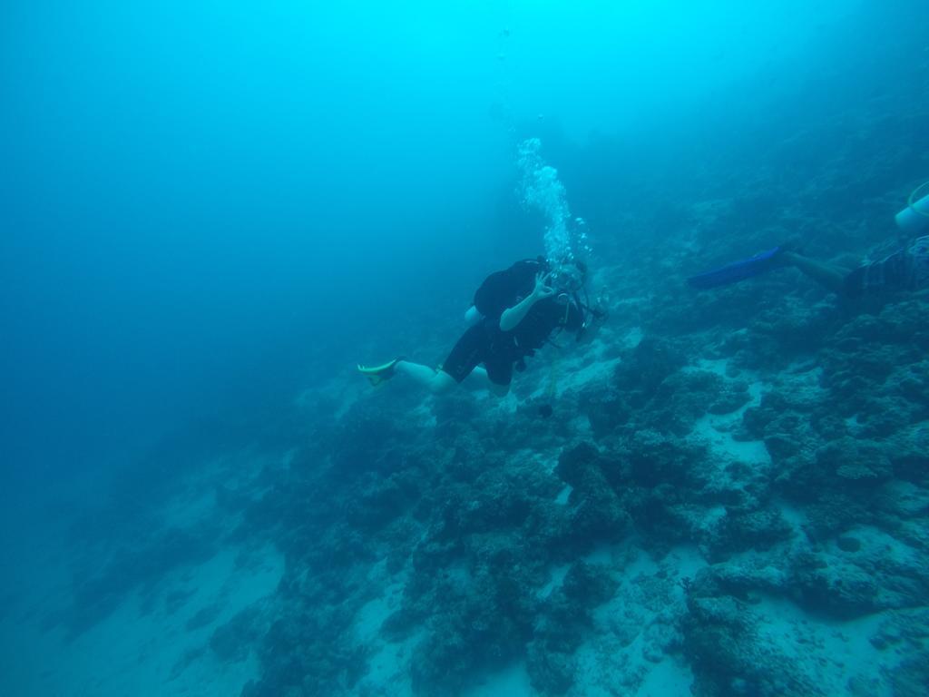 Manta Inn Bodufolhudhoo Exterior photo